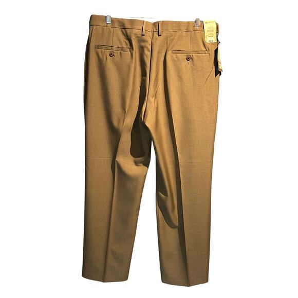 NWT Haggar Size 38x30 Dress Pants Olive Brown Classic Fit Plain Front Comfort - Picture 2 of 15